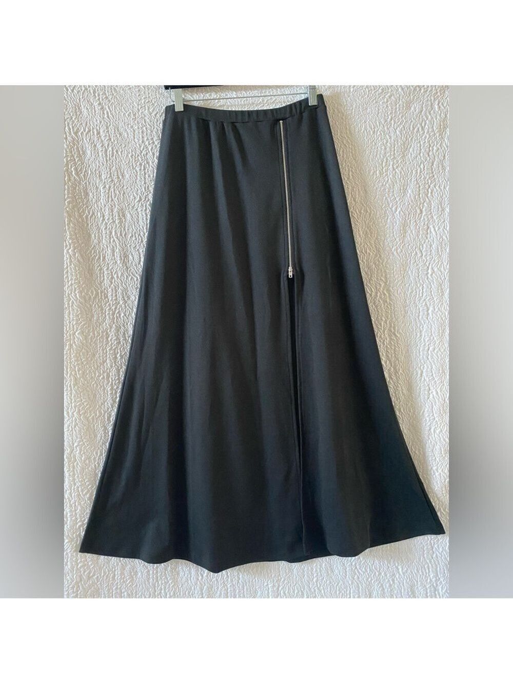 Lily White Zipper Side Slit Maxi Skirt